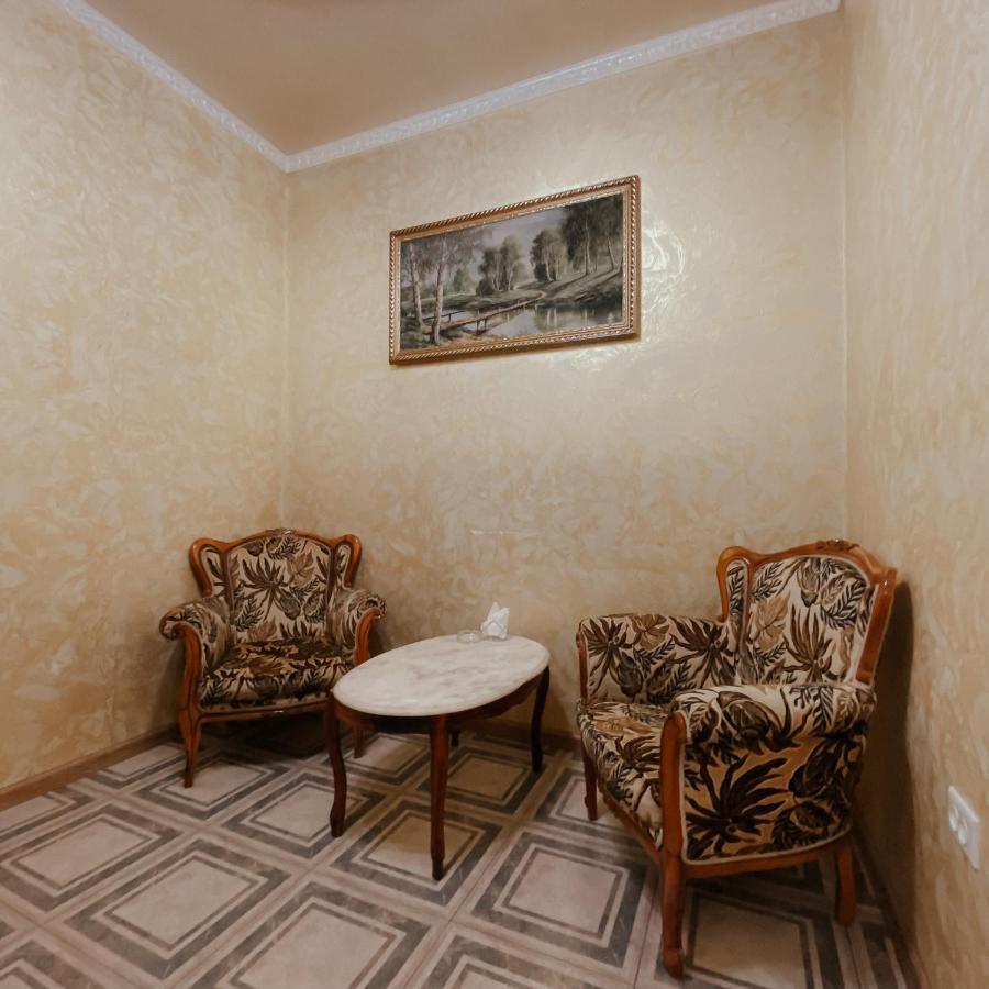 Galeon Hotel Biskek Kültér fotó